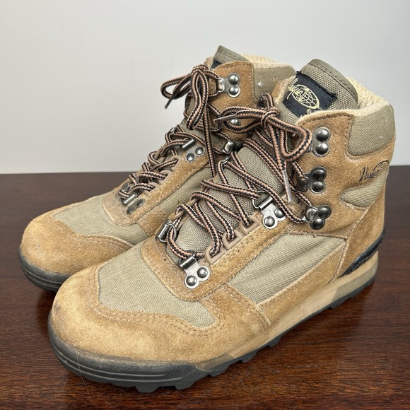 Vasque Boots Womens Sz 8 Hiking Lace Up Ankle Bootie 7583 Brown Suede Comfort - Picture 2 of 13